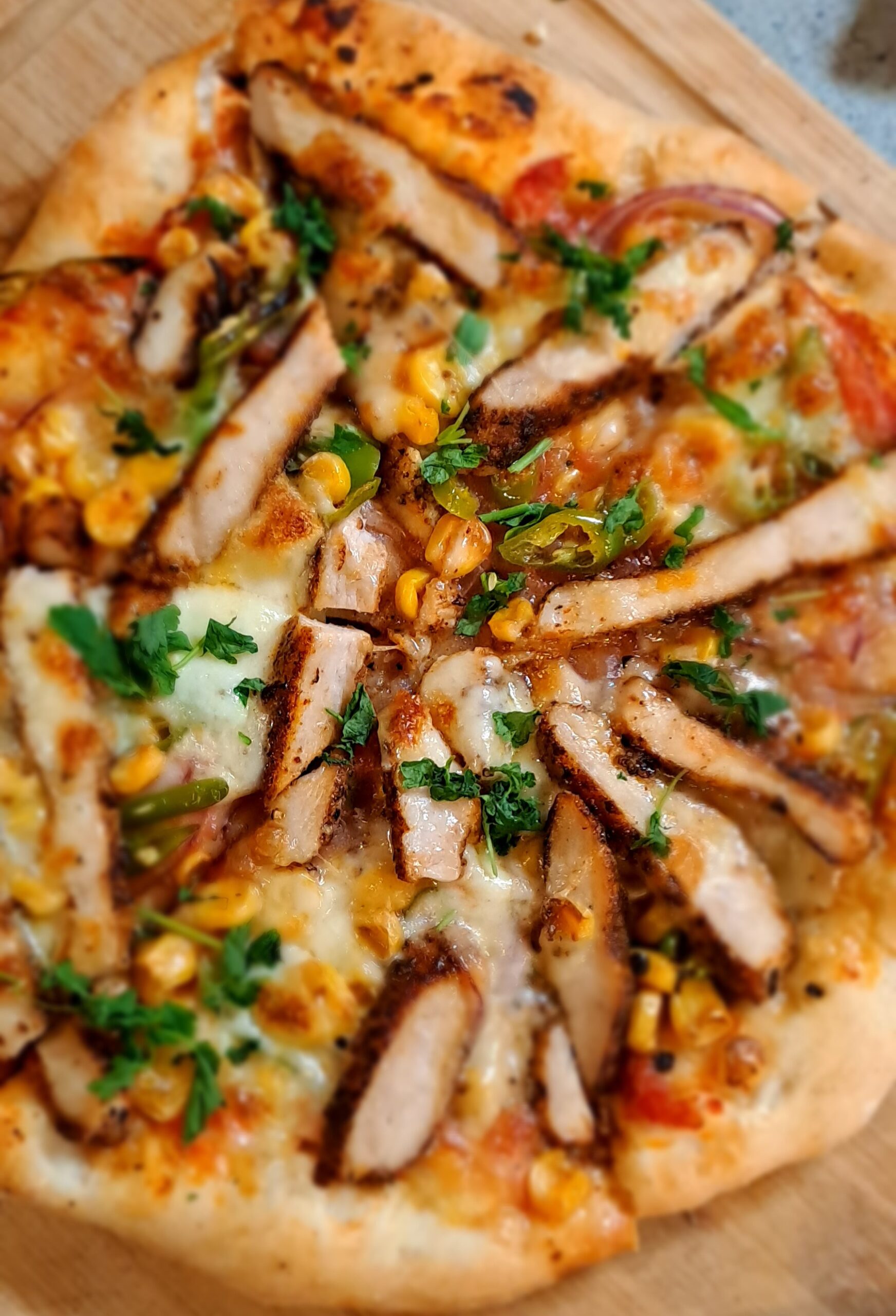 Spicy Chicken Pizza - NooNoosNibbles